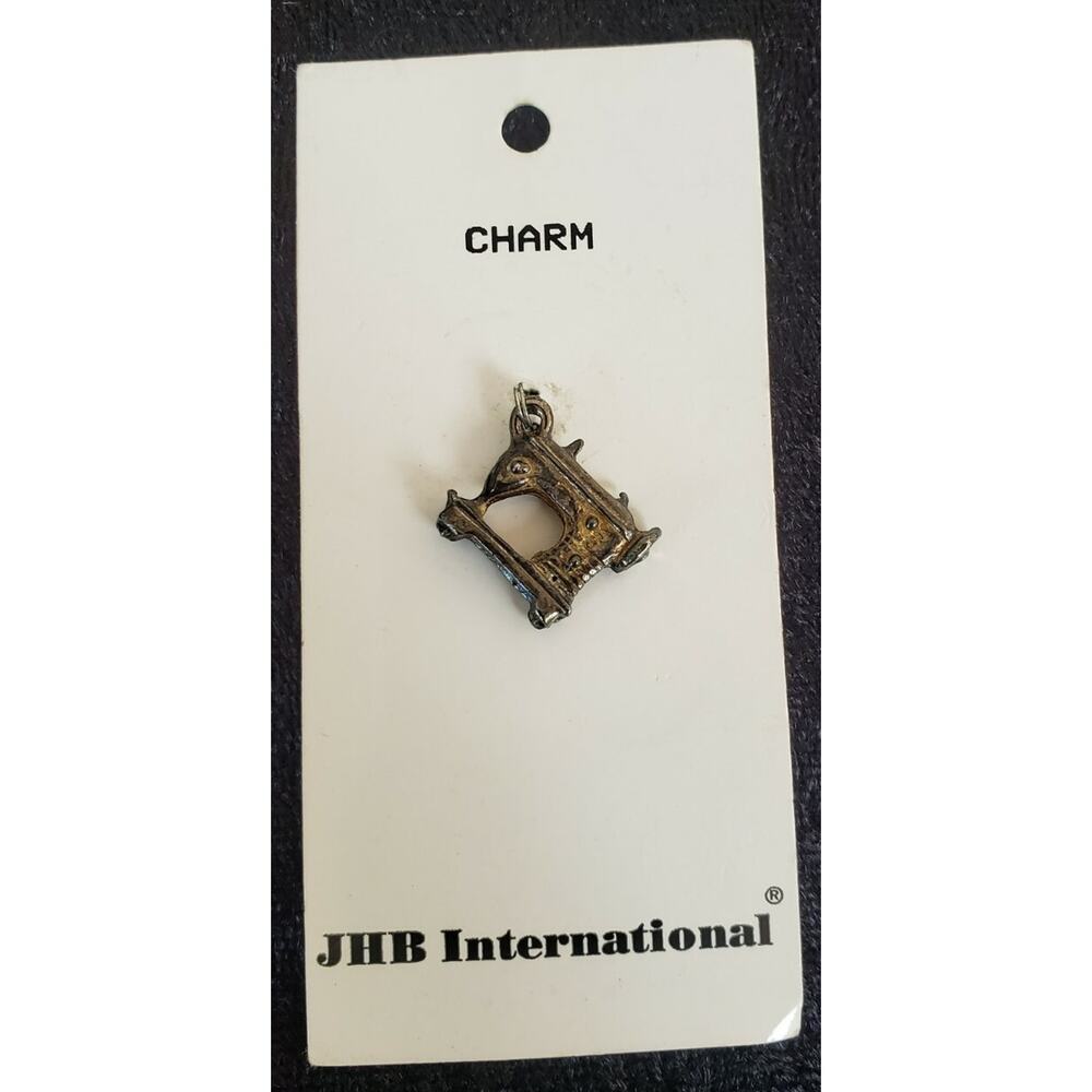 Vintage NOS JHB International Sewing Charm Vintage Sewing Machine 3/4"